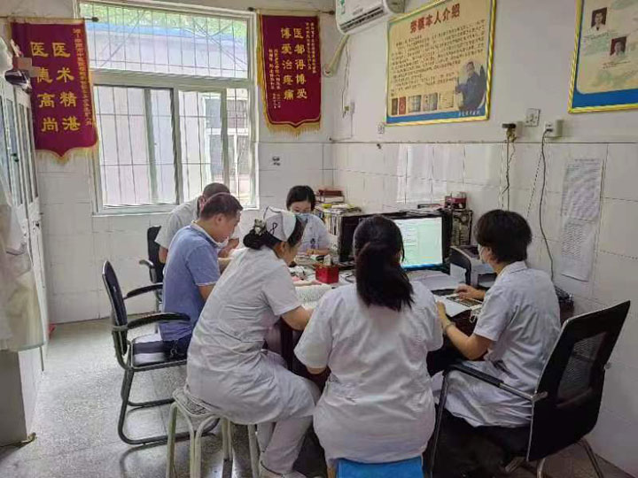 淮南市中医院颈肩科党支部集中学习党的二十大精神